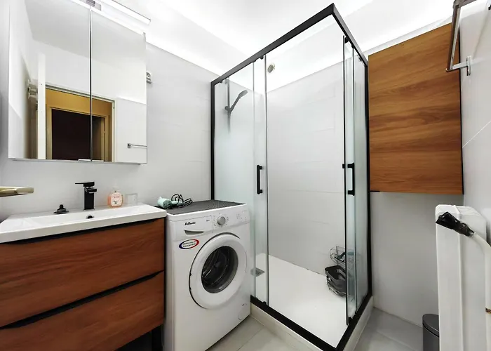 Apartamento Spacieux T3 Au Centre Port, Résidence Avec Piscine, Cap D'agde - Fr-1-607-10 *