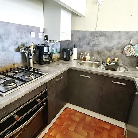 Spacieux T3 Au Centre Port, Résidence Avec Piscine, Cap D'agde - Fr-1-607-10 Agde